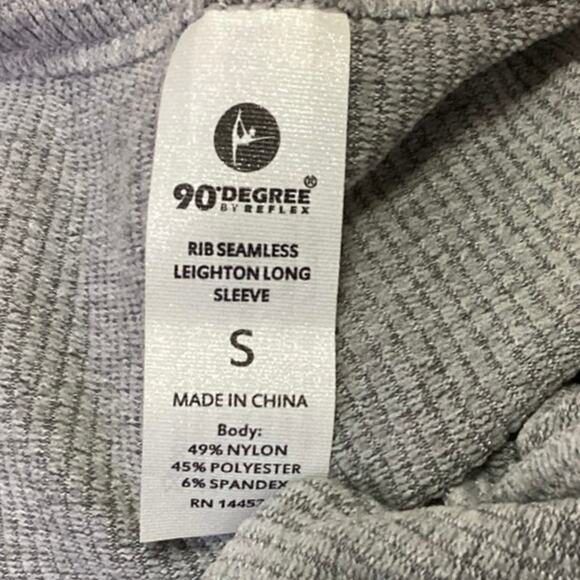 90 Degree by Reflex Women's Gray Scoop Neck Long Sleeve Pullover Tee Top Sz S - Picture 3 of 3